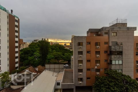 Image 17 - 243899